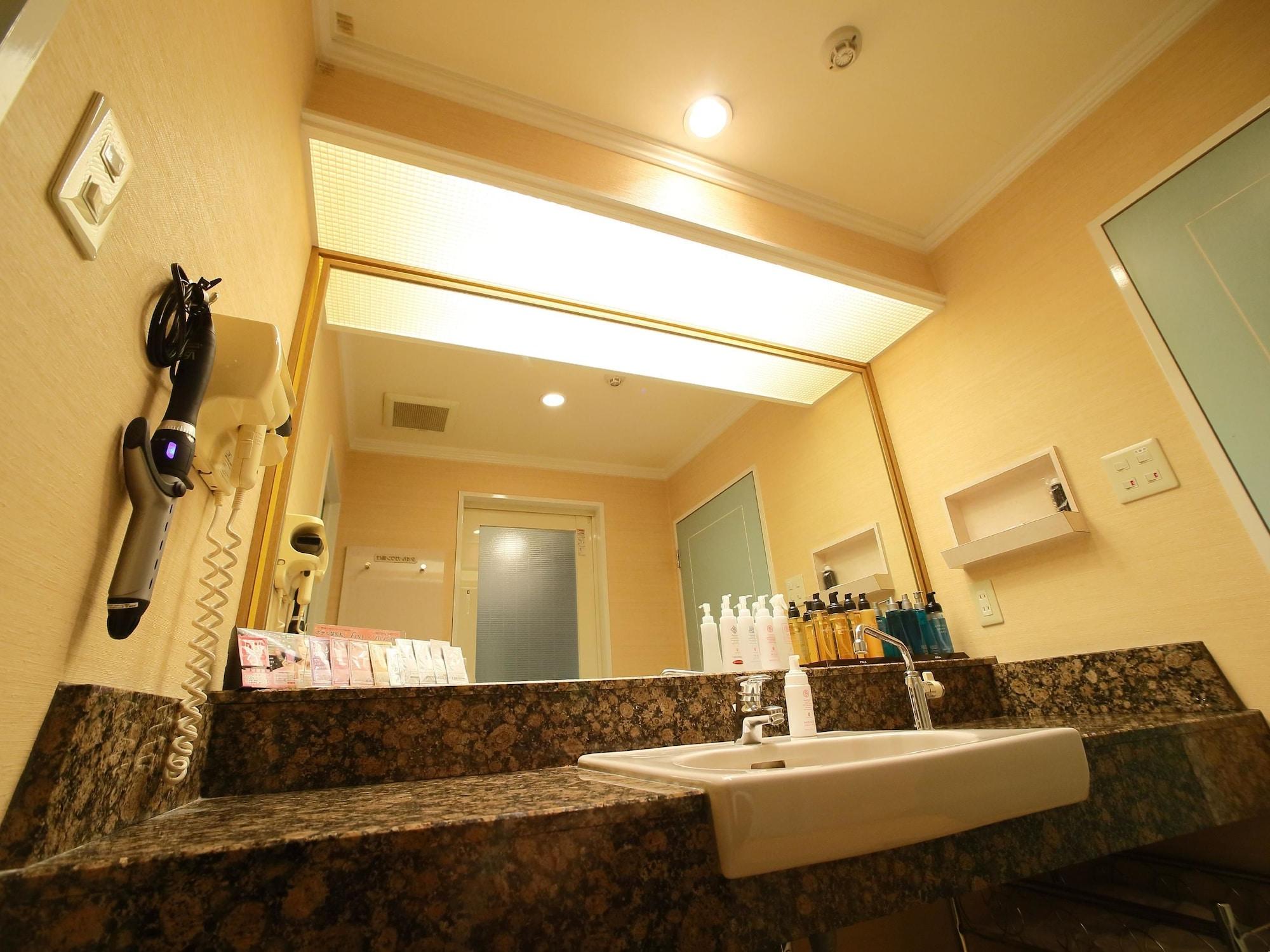 Hotel Fine Garden Matsuzaka II (Adults Only) Matsusaka Bagian luar foto